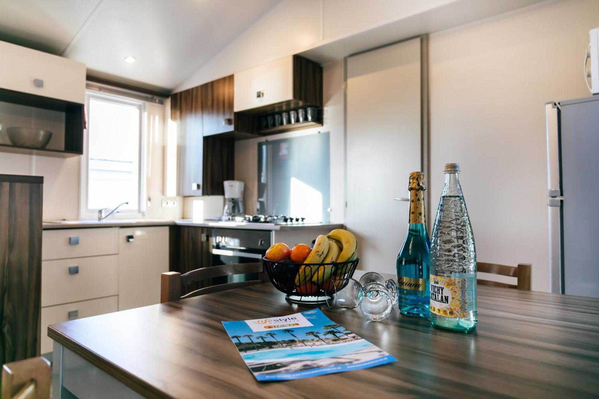 Castell Montgri - Mobile Homes By Lifestyle Holidays L'Estartit Zimmer foto